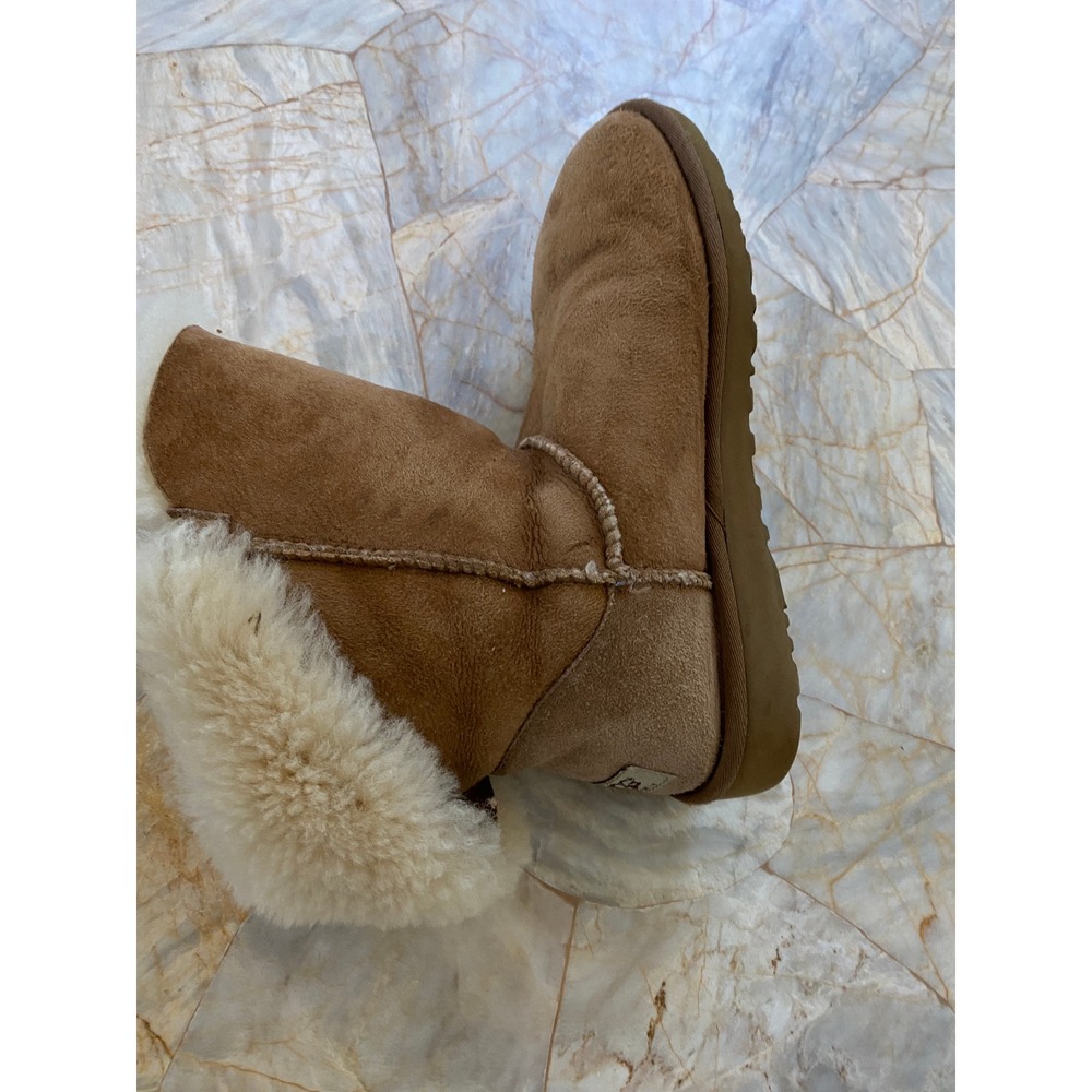 UGG Australia Bailey Button Chestnut Suede Shearling Boots Women Sz 8 - Picture 8 of 16